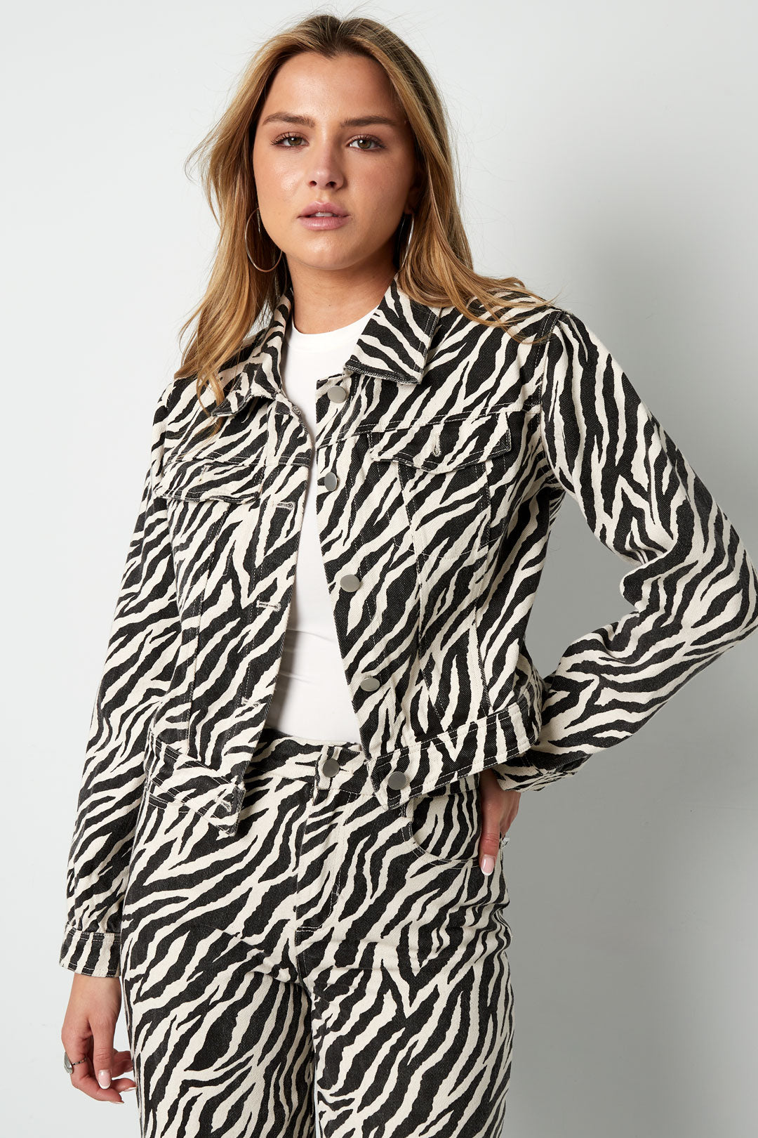 Savanna Chic Cropped Cotton Jacket Eloise Closet