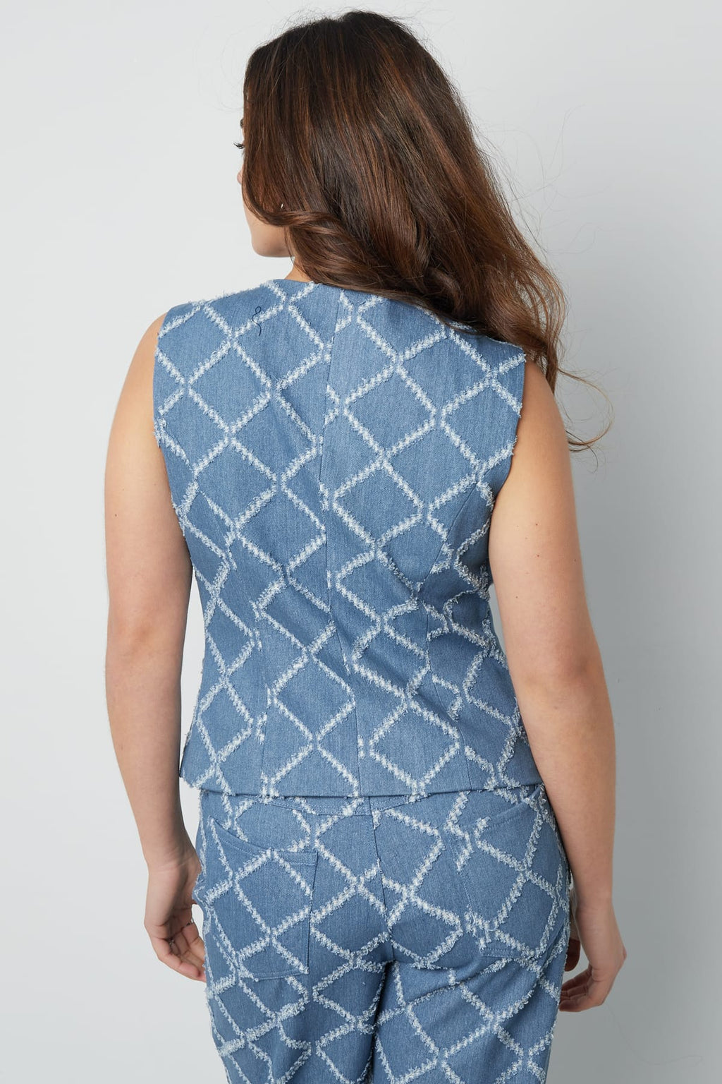 Geo Button Sleeveless Top Eloise Closet