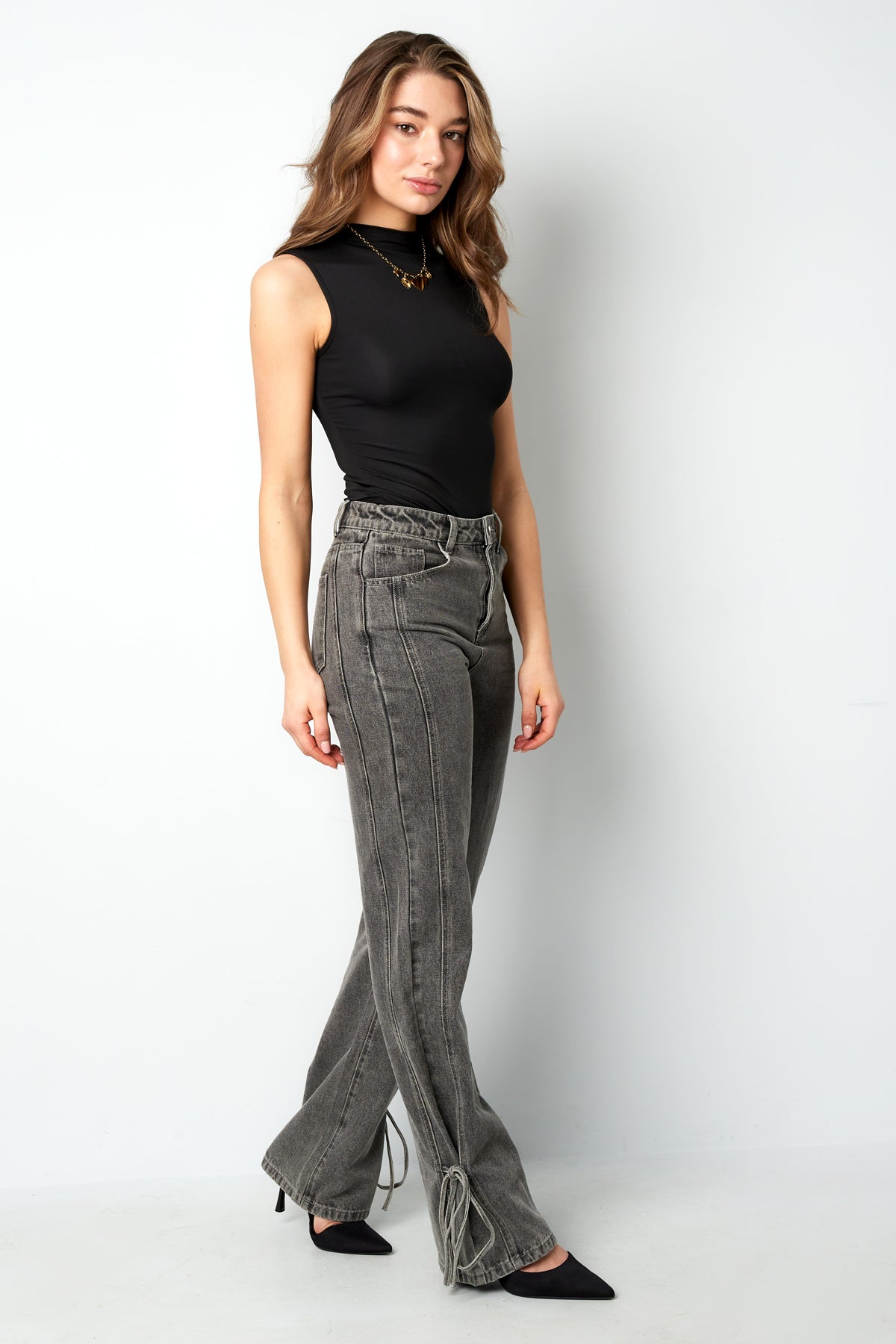 Eloise Closet Straight-Leg Cotton Denim with Knot Detail