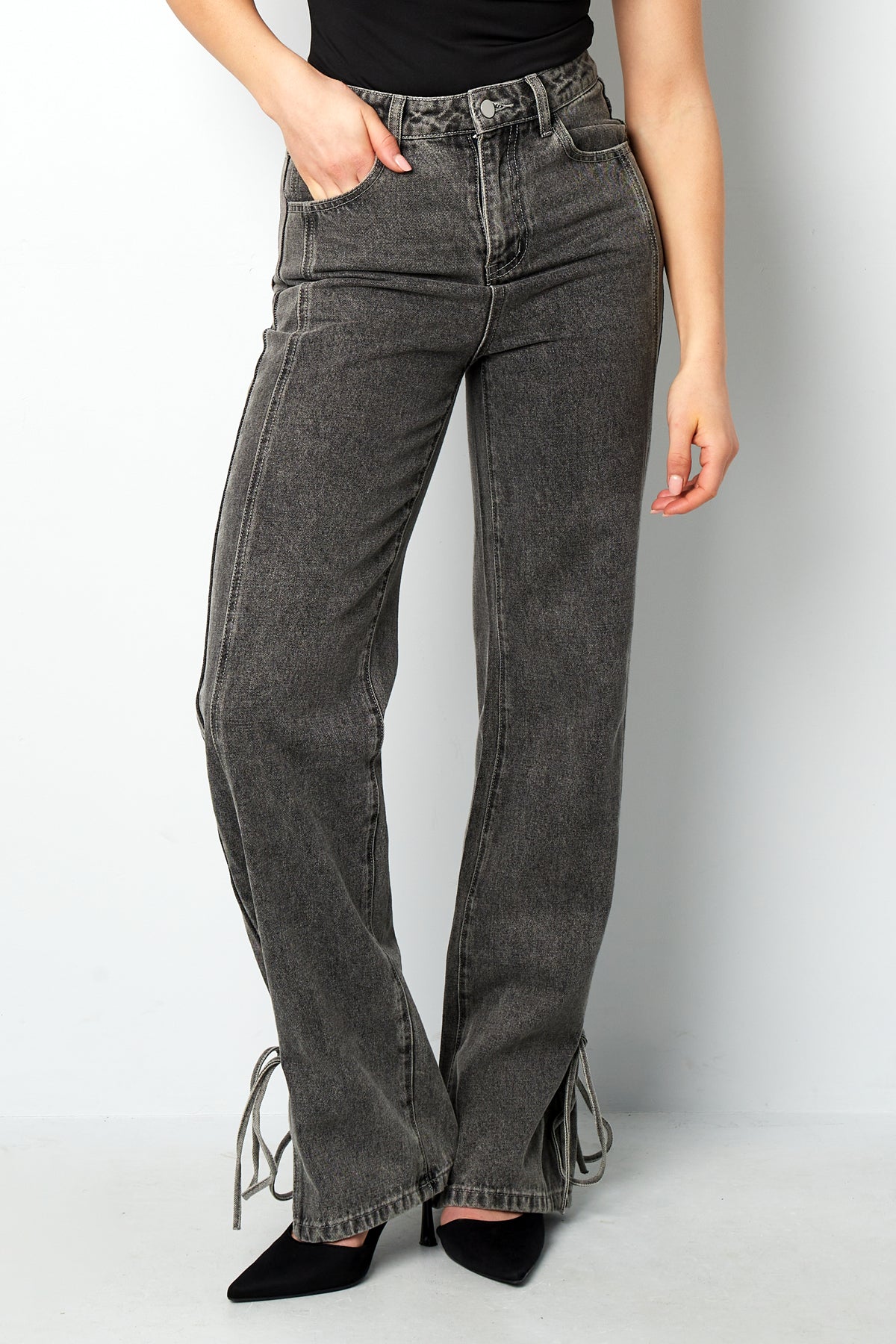 Eloise Closet Straight-Leg Cotton Denim with Knot Detail