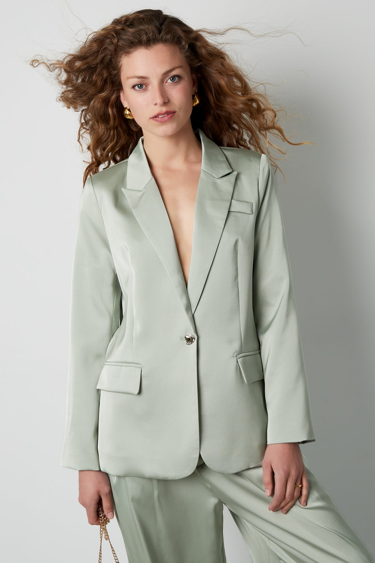 Eloise Closet Satin Glow Blazer