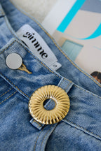 Brooch hairpin circle with striped pattern