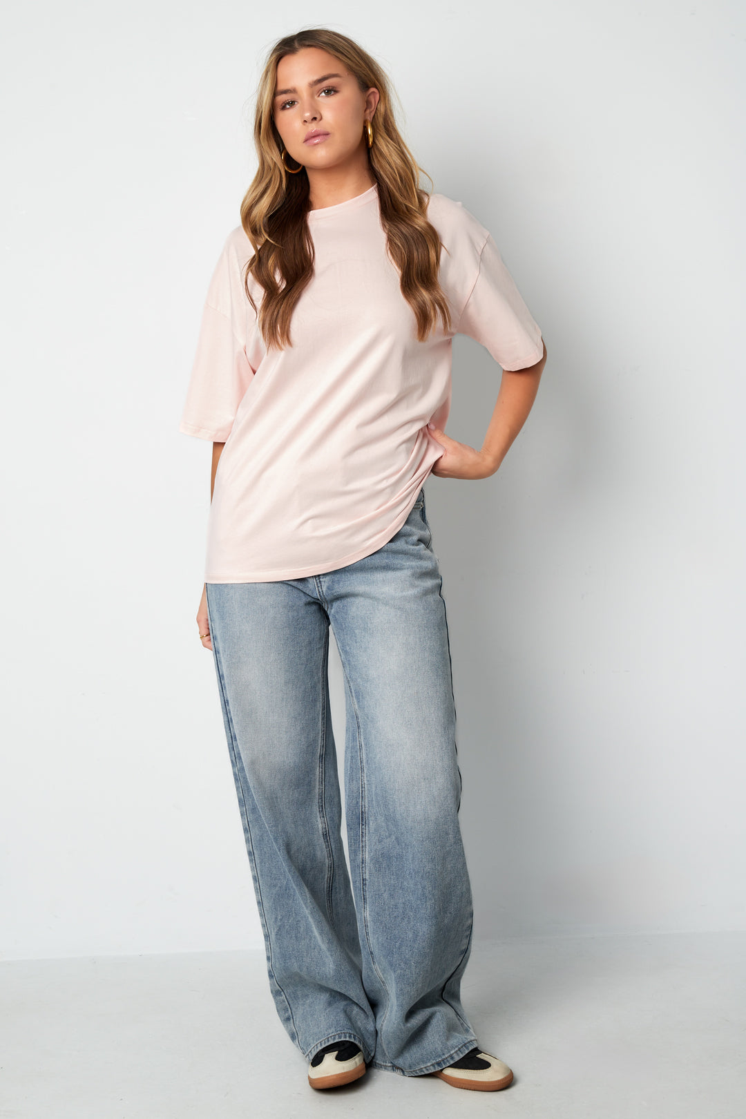 Back Letter Cotton T-Shirt Eloise Closet