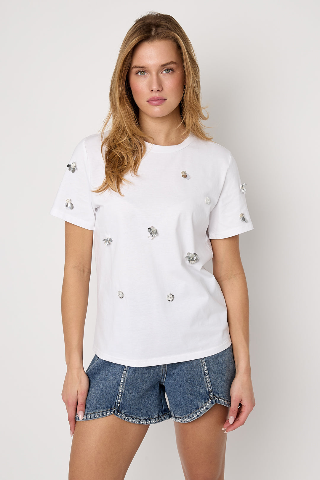 Sequin Detail T-Shirt Eloise Closet