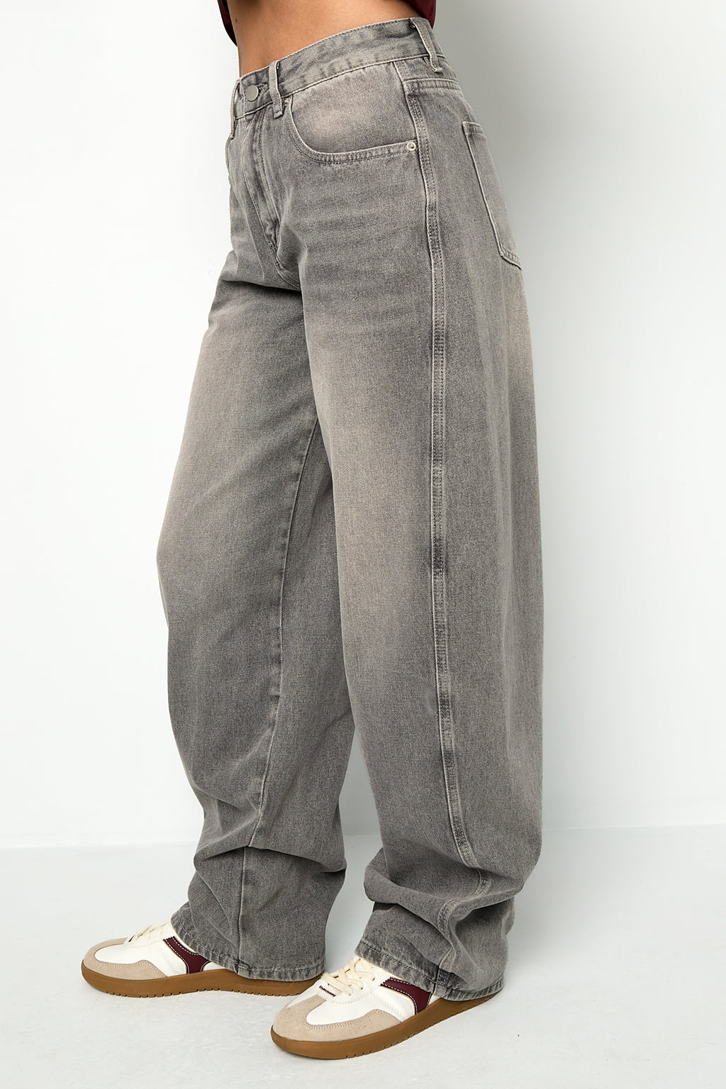 Eloise Closet Balloon Pants – The New Shape of Denim