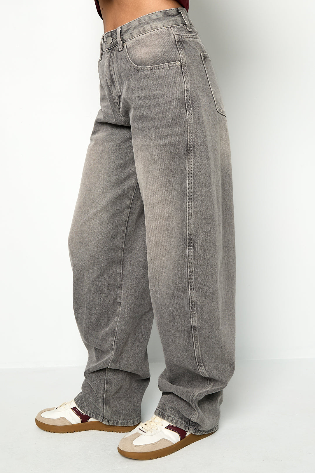 Eloise Closet Balloon Pants – The New Shape of Denim