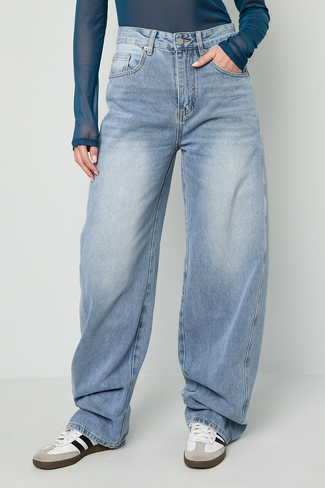 Eloise Closet Balloon Pants – The New Shape of Denim