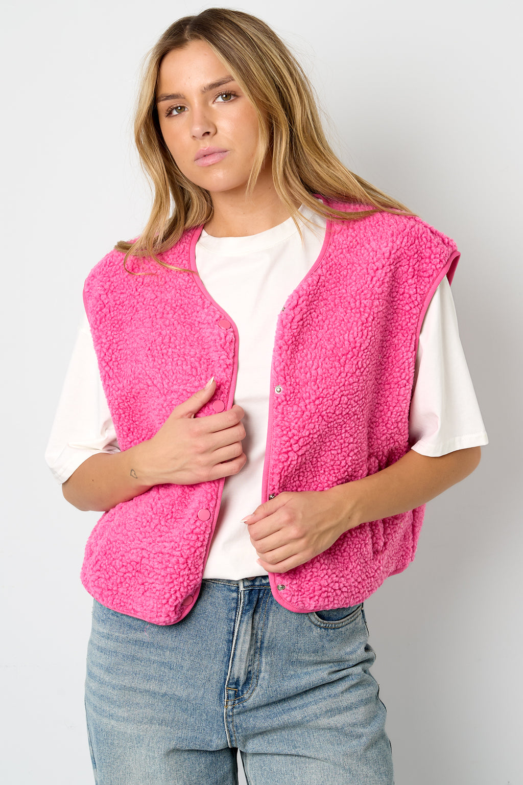 Elosie Cloet Sleeveless Vest