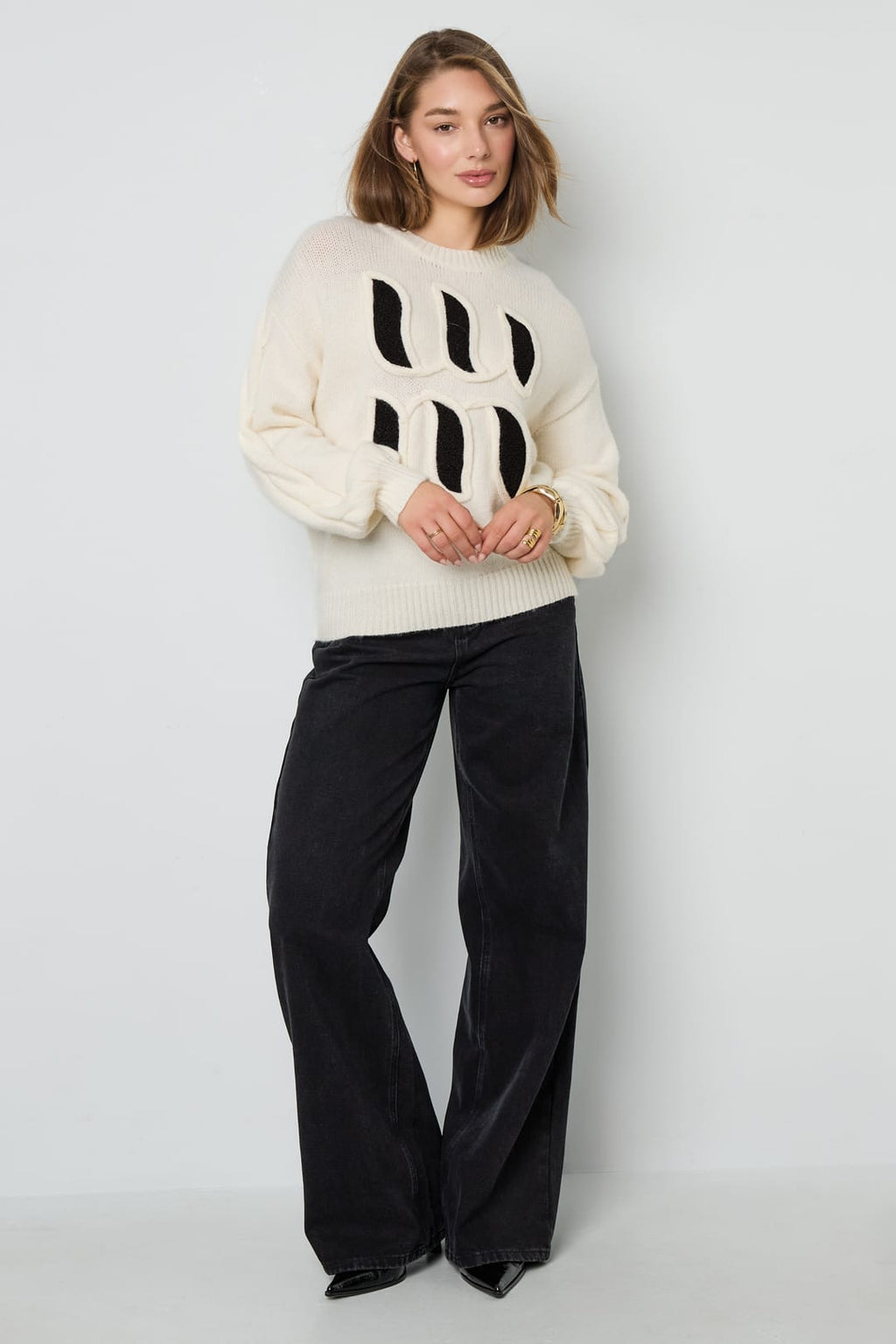 Letter Detail Knit Sweater Eloise Closet