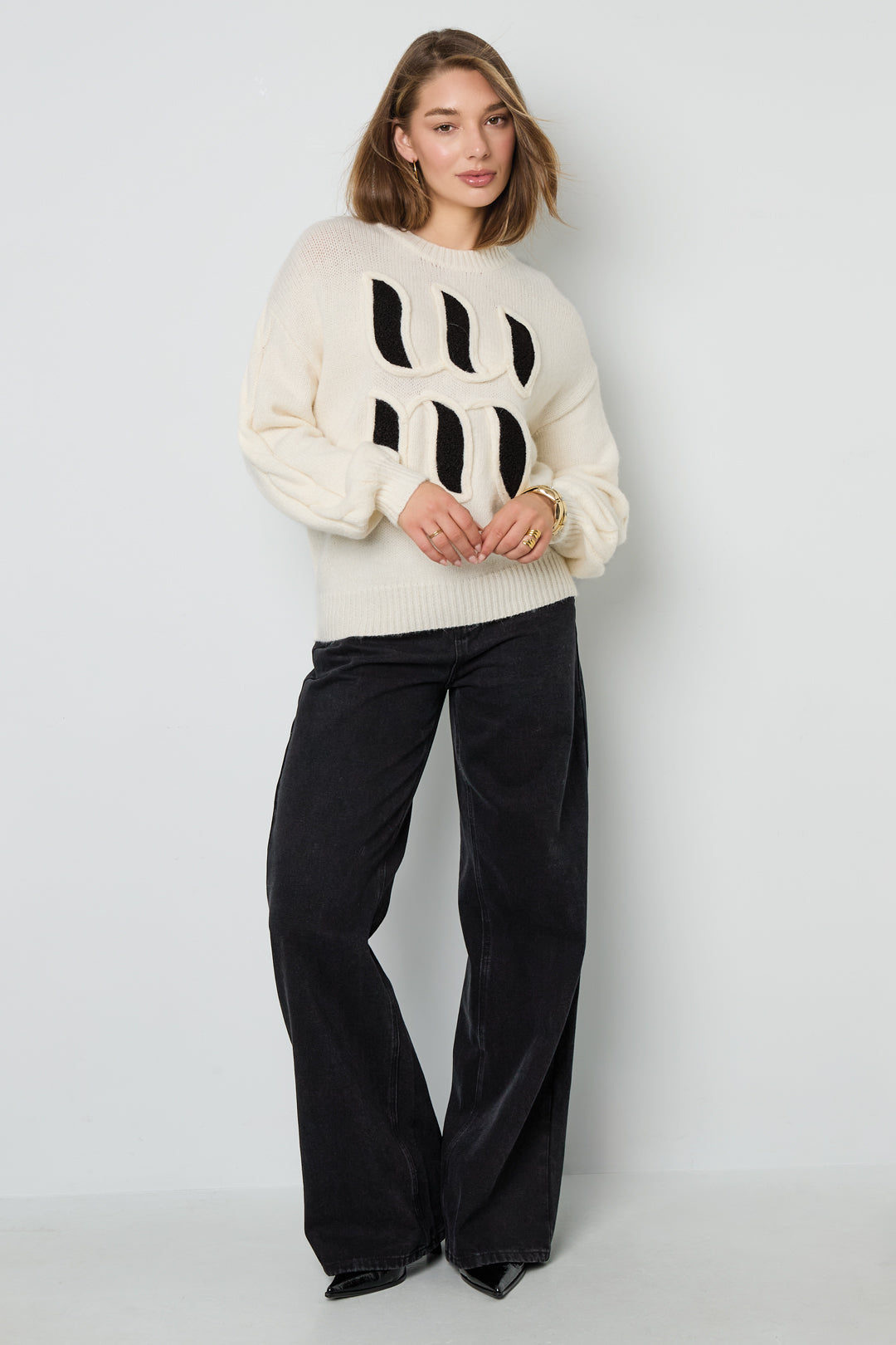 Letter Detail Knit Sweater Eloise Closet
