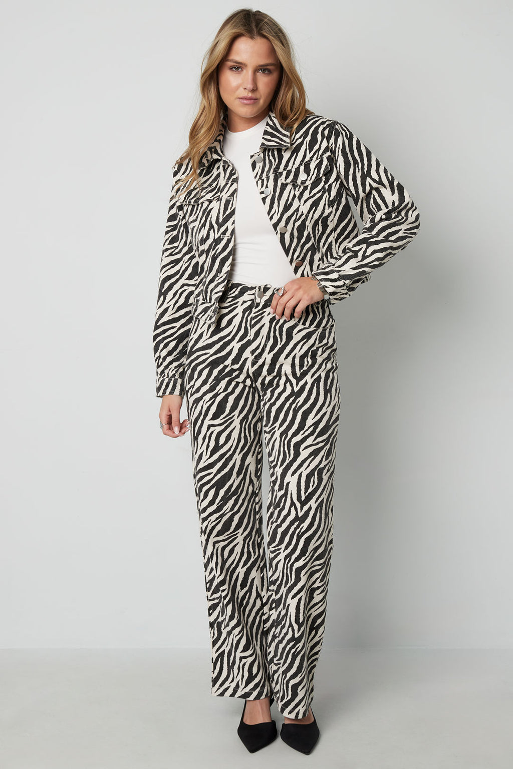 Savanna Chic Cropped Cotton Jacket Eloise Closet