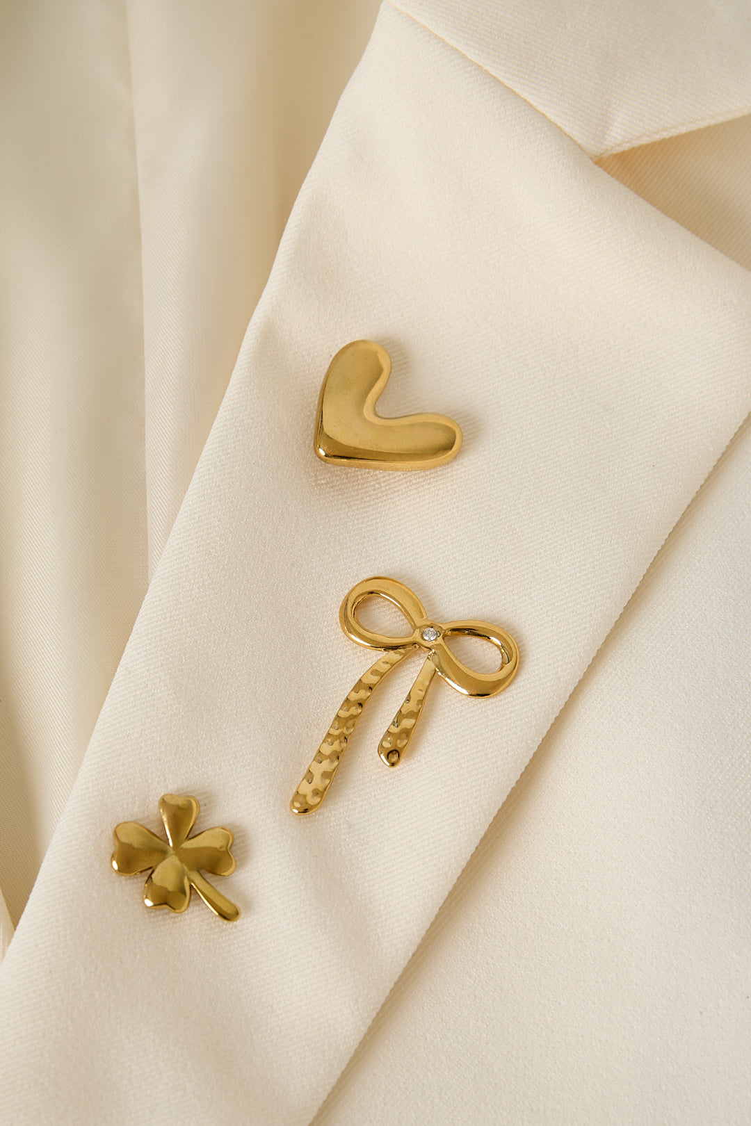 Heart Clover Bow Brooch Set Eloise Closet Jewelry