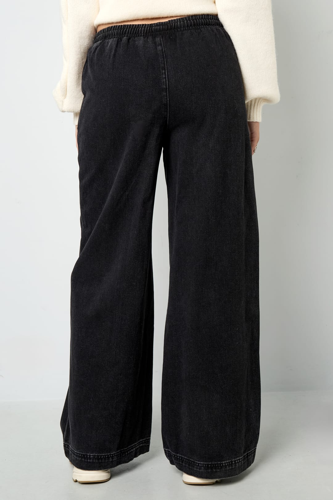 Eloise Closet Woven Cotton Wide Leg Denim – Sporty, Chic, Essential