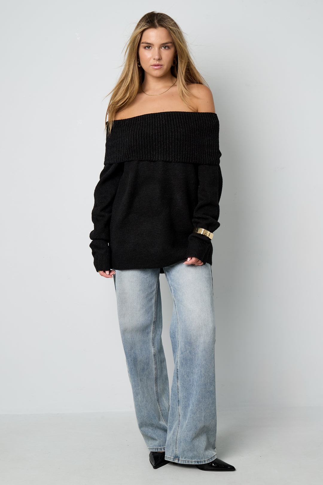 Elegant Off-Shoulder Knit Sweater Eloise Closet