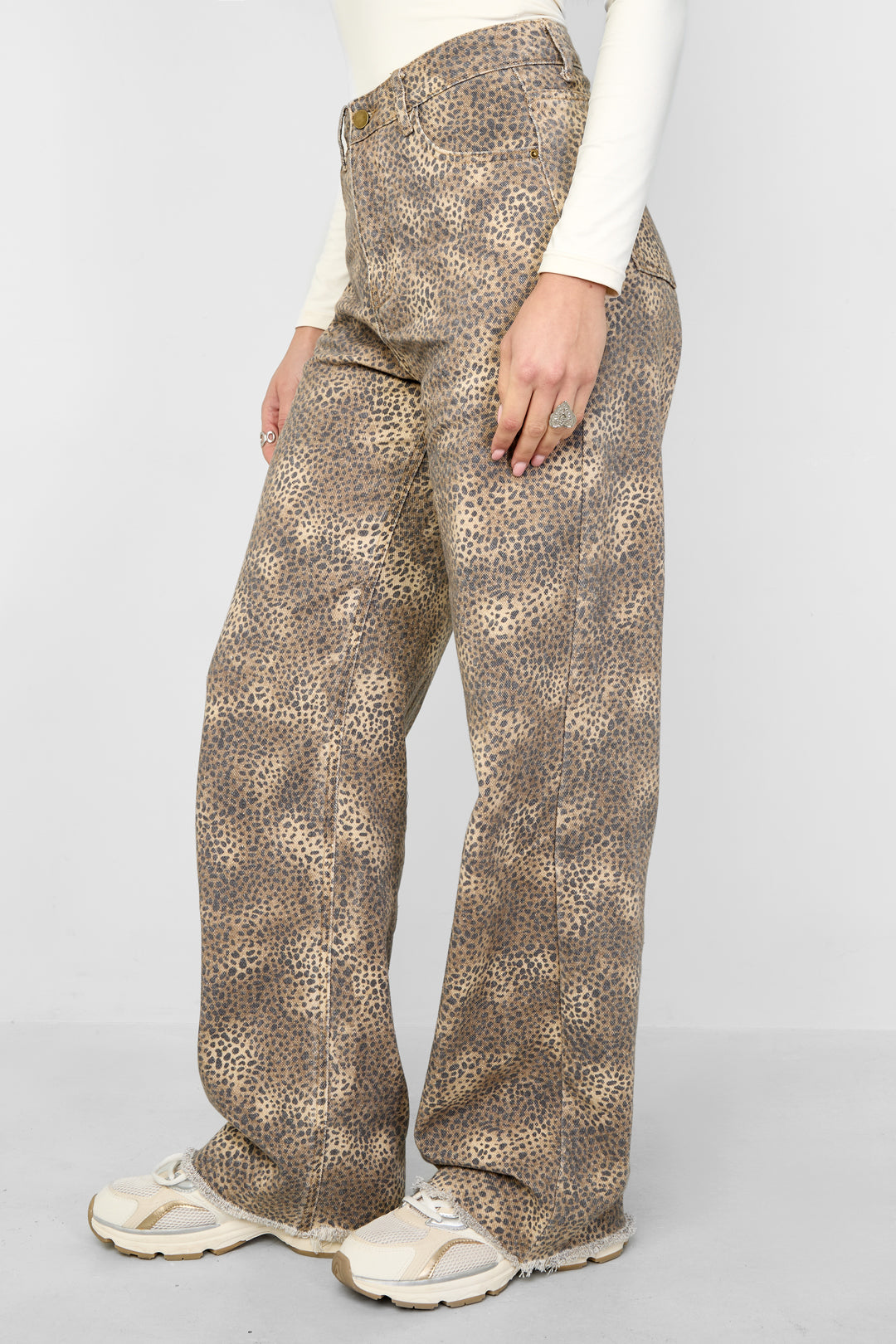 The Cowgirl & Loving Leopard Jeans Eloise Closet