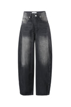 Eloise Closet Balloon Pants – The New Shape of Denim