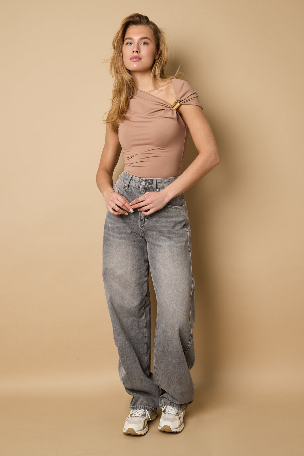 Summer Off Shoulder Top Gold Eloise Closet