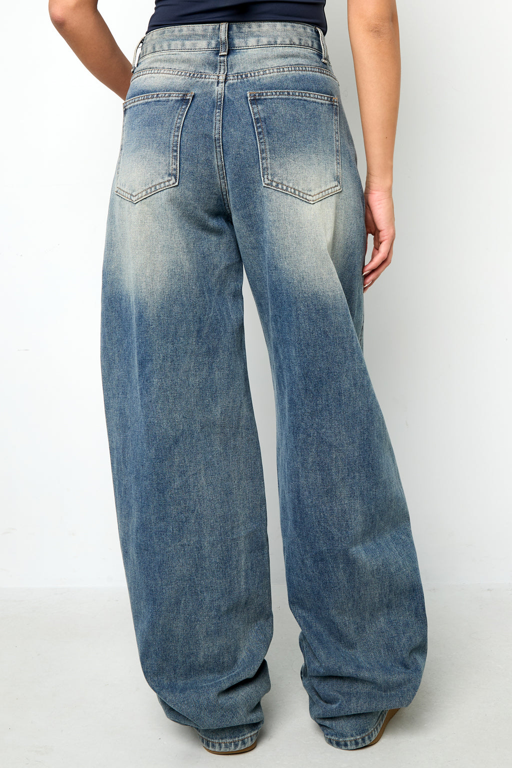 Eloise Closet Balloon Pants – The New Shape of Denim