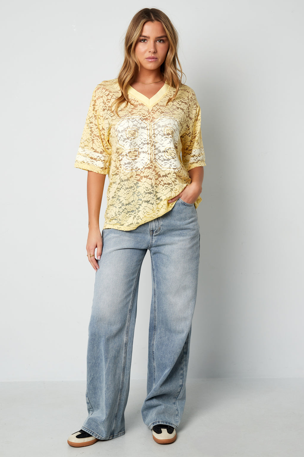 Eloise Closet Sporty Color Clash T-Shirt