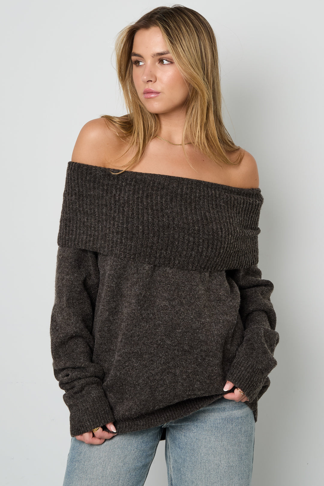 Elegant Off-Shoulder Knit Sweater Eloise Closet