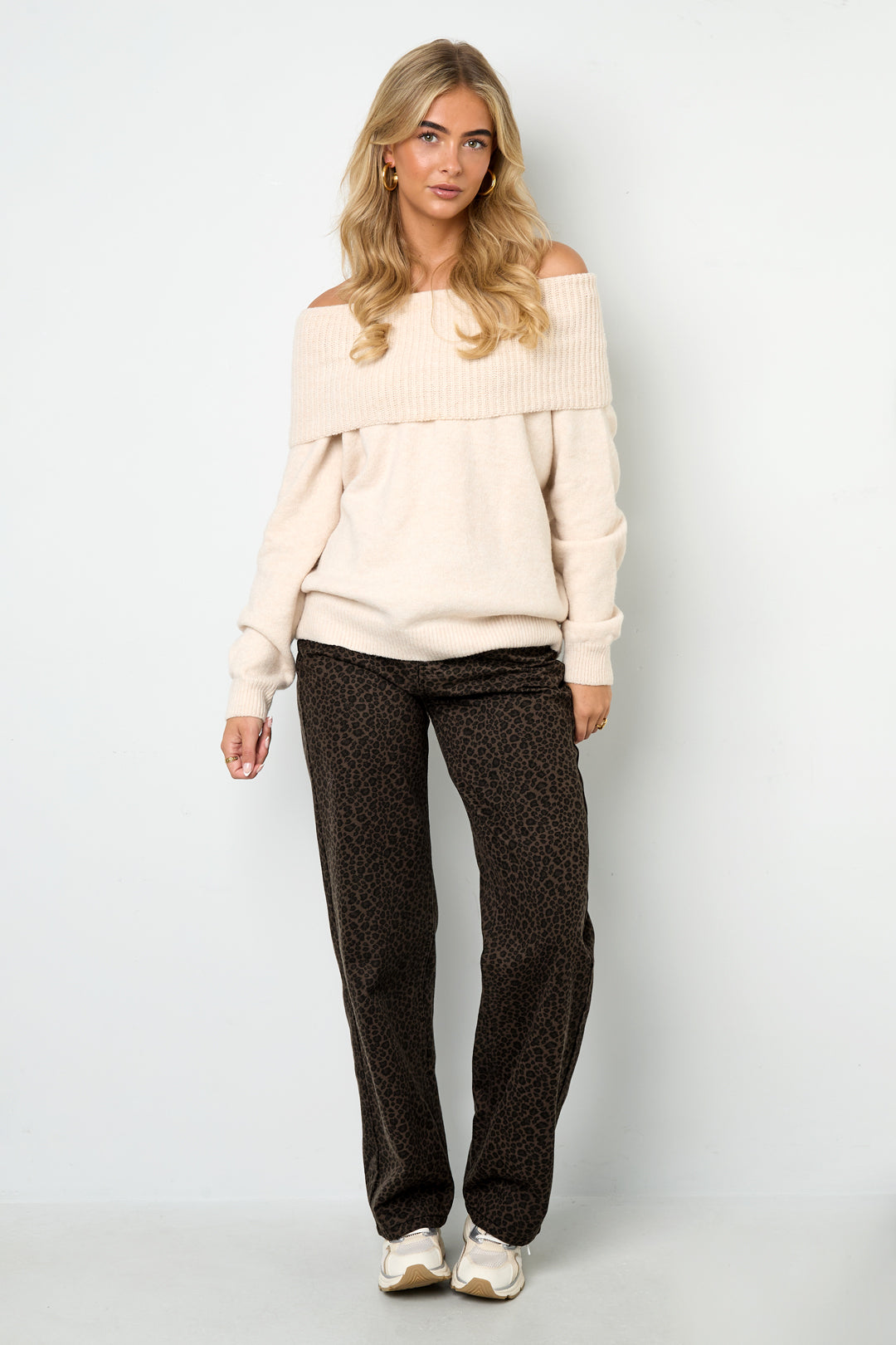 Elegant Off-Shoulder Knit Sweater Eloise Closet