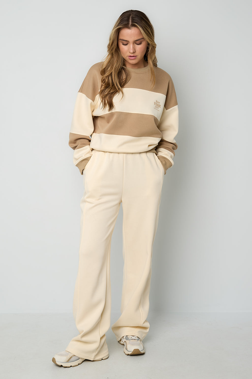 Eloise Closet Premium Sport Straight Leg Pants